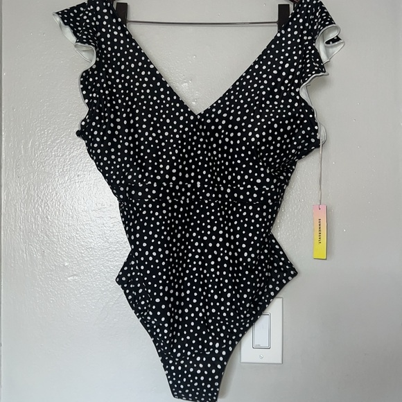 Summersalt The Ruffle Backflip - Size 18 - Picture 5 of 8